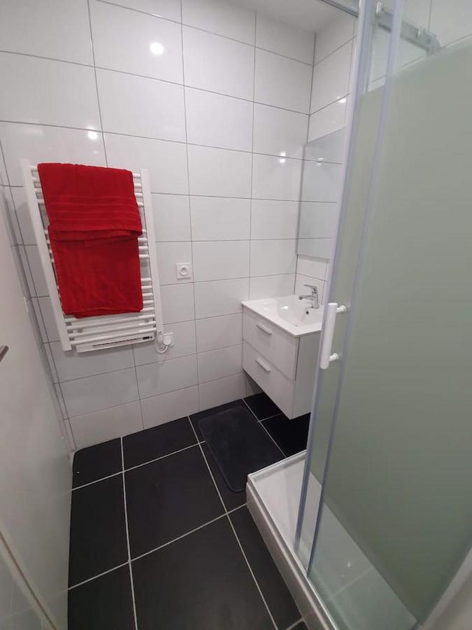 Ferienwohnung Charmant Petit F1 Tain-lʼHermitage Exterior foto